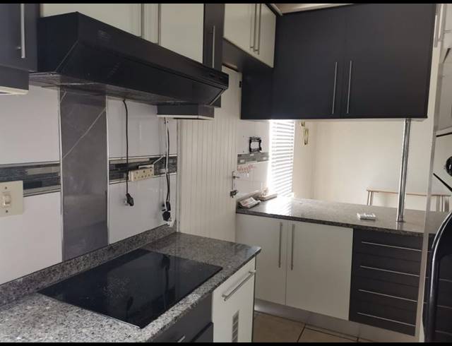 3 BEDROOM PROPERTY TO RENT IN NEWLANDS WEST